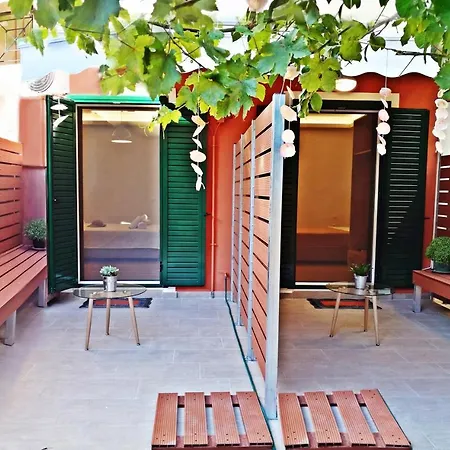 Apus * Lefkada City